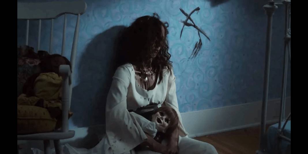 Bebek yerinde, peki ya ruh? Annabelle geri dönmüş olabilir mi? 10